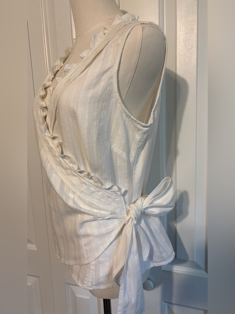 APOSTROPHE, Sleeveless White Cotton Ruffle-Neck & Tie-Waist Blouse - Picture 2 of 4